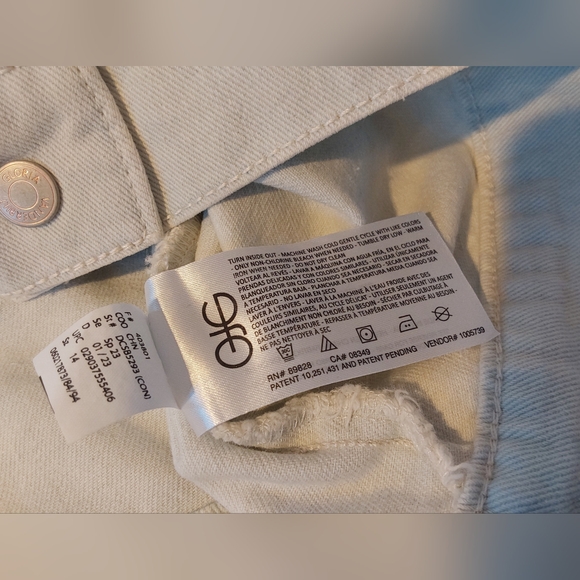 Gloria Vanderbilt x Christian Siriano Light Wash Denim Jacket 14 - Picture 9 of 9